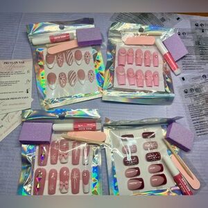 4 Elegant Pink and Mauve Press-On Nails (Set of 4)